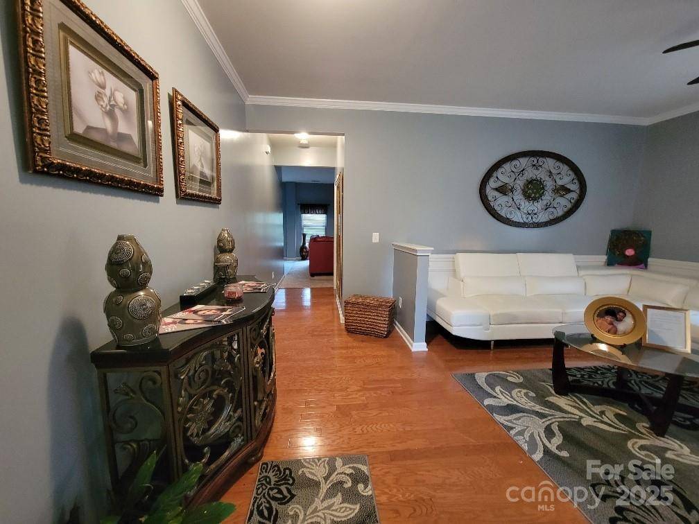 Charlotte, NC 28214,214 Minitree LN