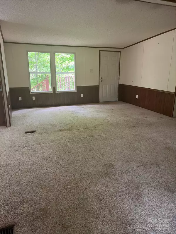 Shelby, NC 28152,4006 Hillview DR