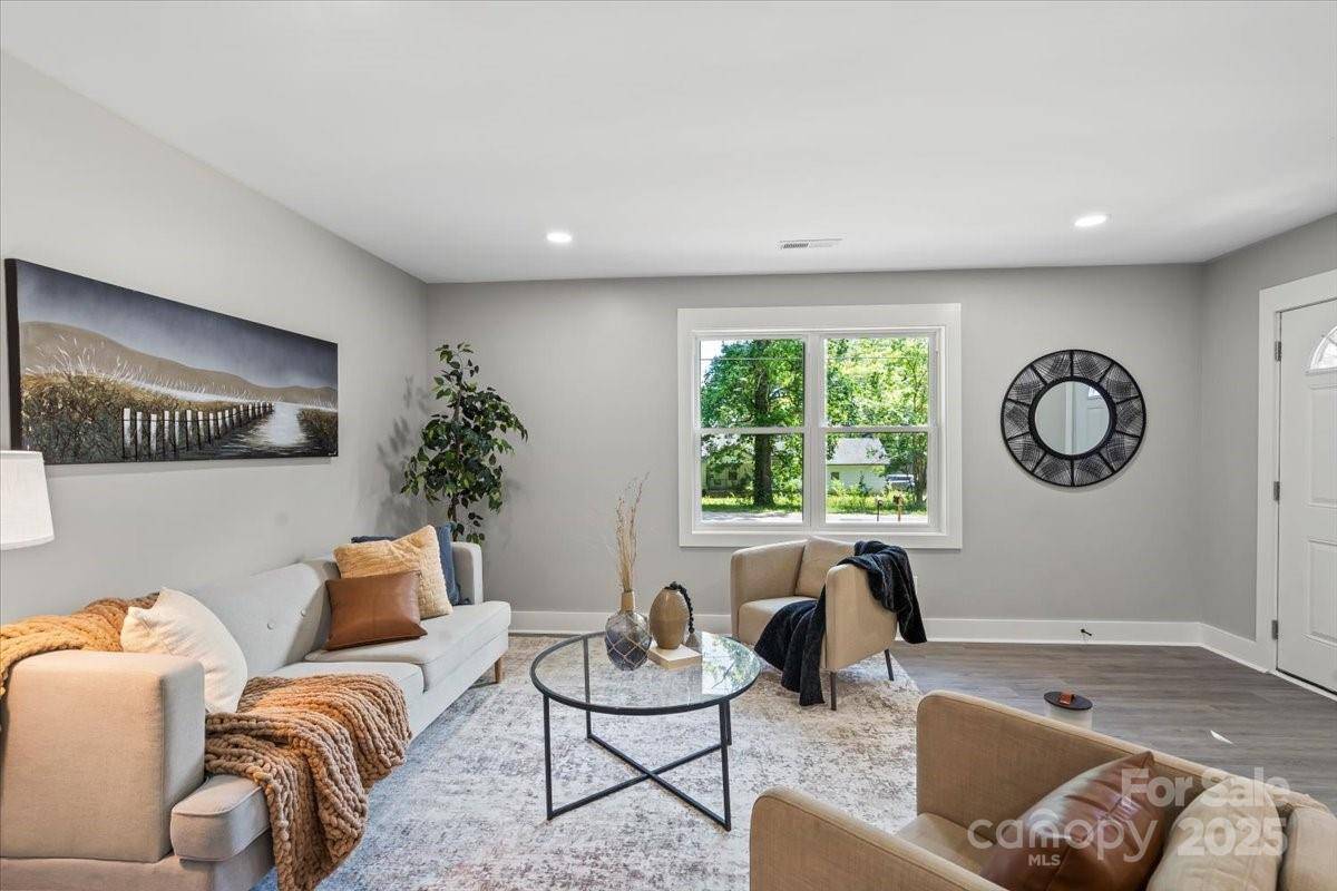 Lancaster, SC 29720,1055 Laurel AVE