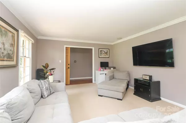 Charlotte, NC 28212,2443 Knickerbocker DR