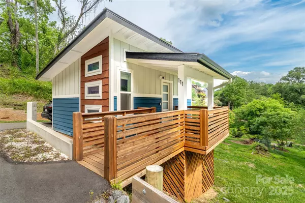 Asheville, NC 28803,109 Thurland AVE