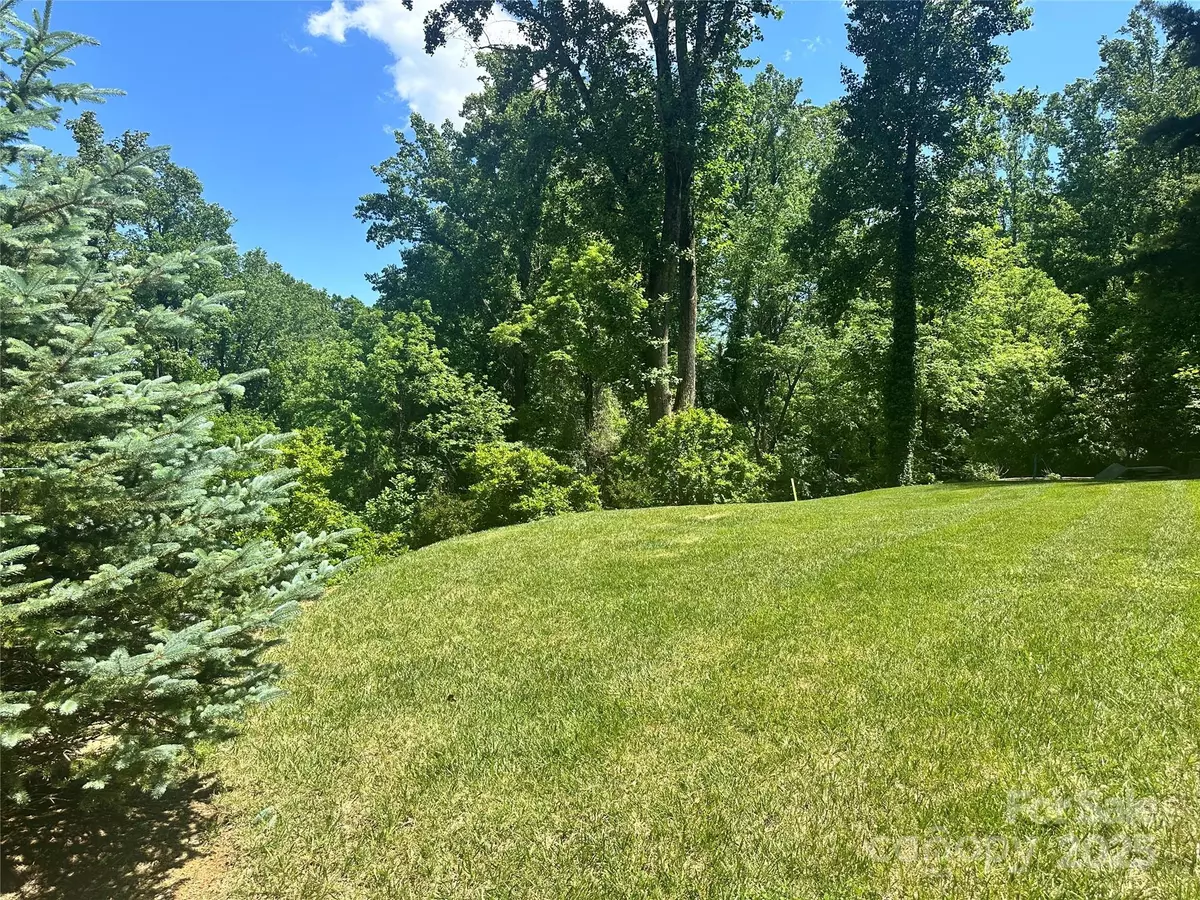Laurel Park, NC 28739,2495 Laurel Park HWY