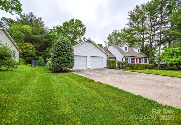 Statesville, NC 28625,1506 Cameron DR
