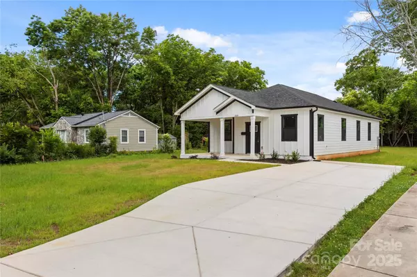 1016 Confederate AVE S, Rock Hill, SC 29732