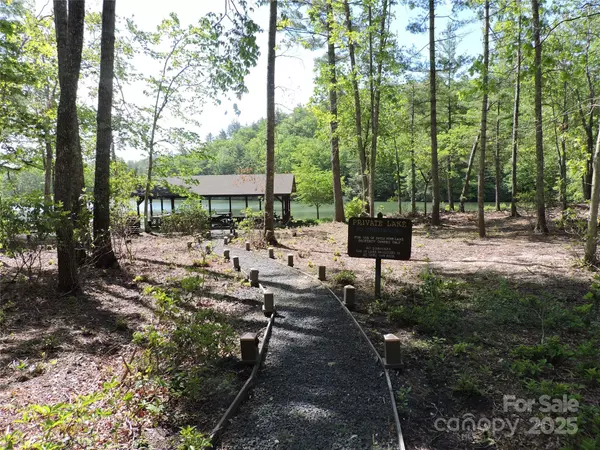 Spruce Pine, NC 28777,0 Swiss Pine Lake DR