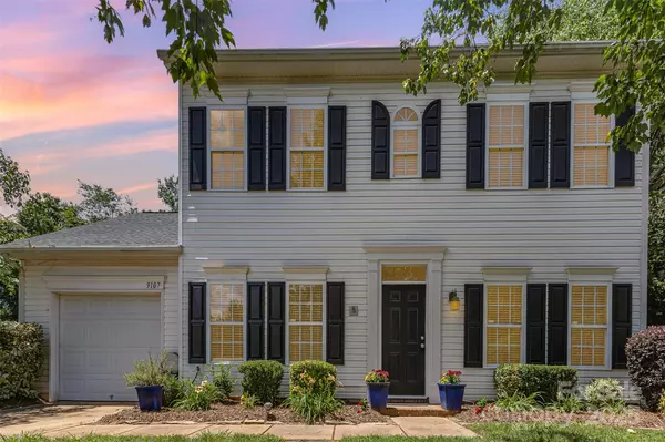 9107 Royal Highlands CT, Charlotte, NC 28277
