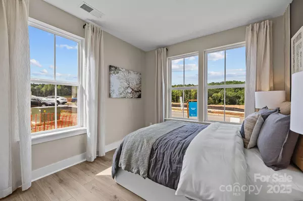 Charlotte, NC 28278,3236 Drift ST #58 End