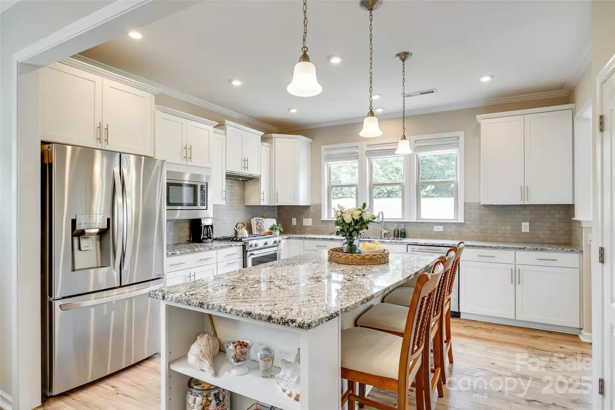 Fort Mill, SC 29715,4511 Middlebury LN