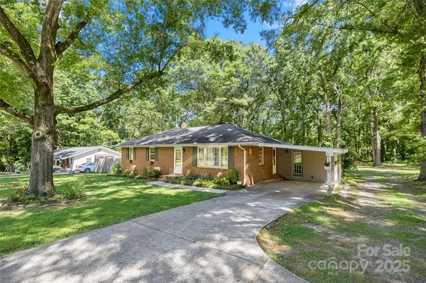 Monroe, NC 28112,2522 Doster RD