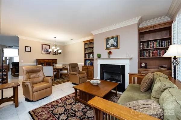 Davidson, NC 28036,139 Harper Lee ST