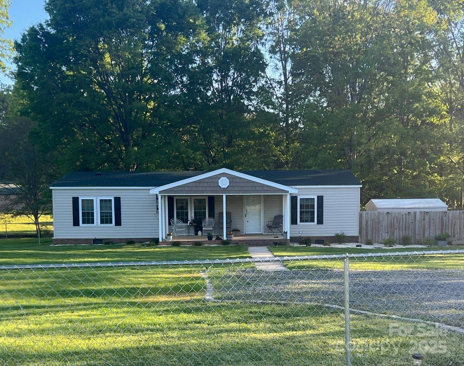 2291 Howell RD, Midland, NC 28107