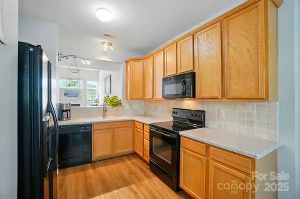 Fort Mill, SC 29715,513 Pate DR