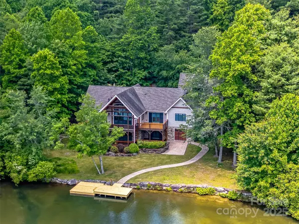 Brevard, NC 28712,514 Eagle Lake DR