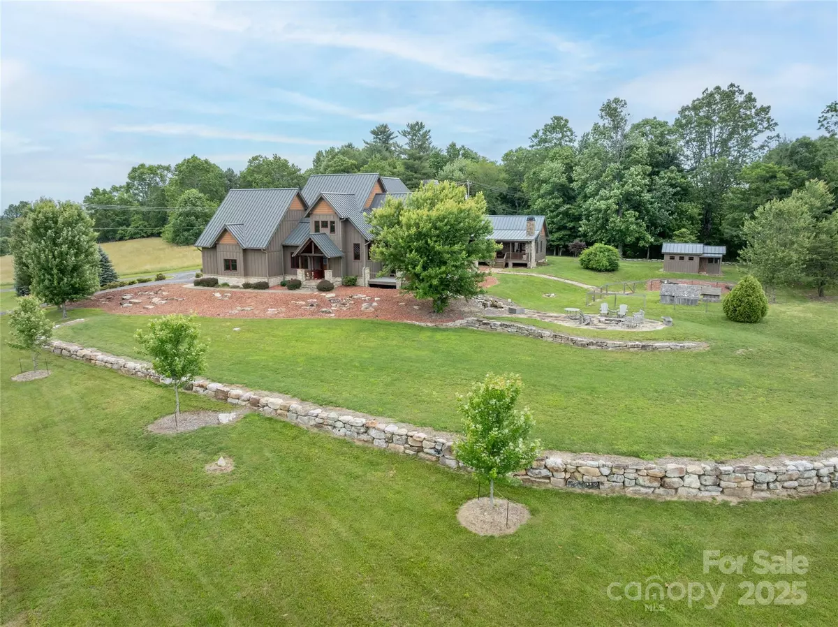 Zirconia, NC 28790,4862 Pinnacle Mountain RD