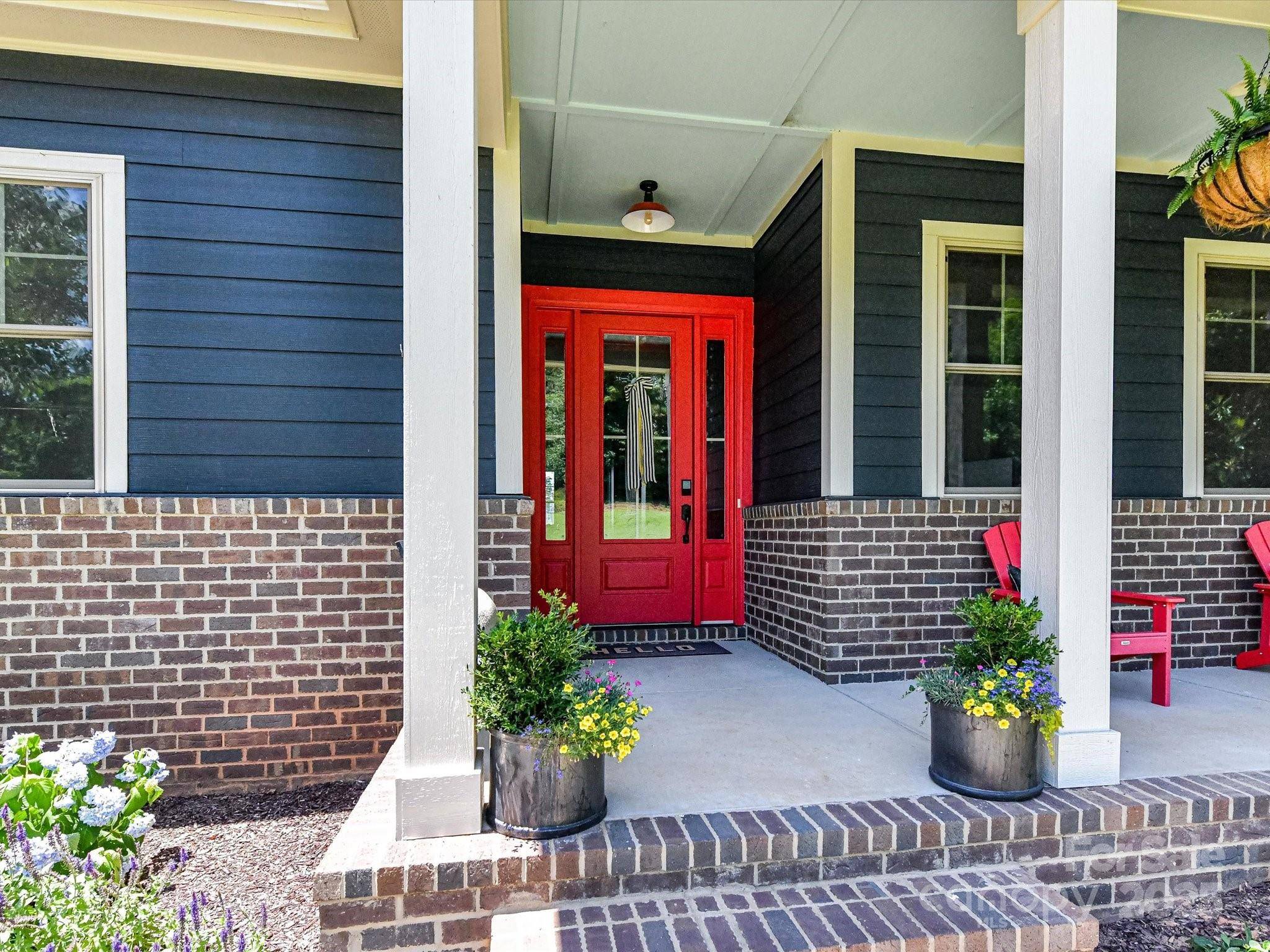Mooresville, NC 28117,164 Twin Sisters LN