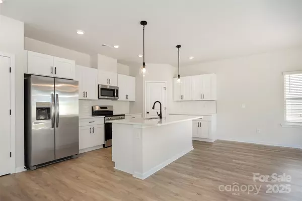 Charlotte, NC 28214,2027 Sadler Woods LN