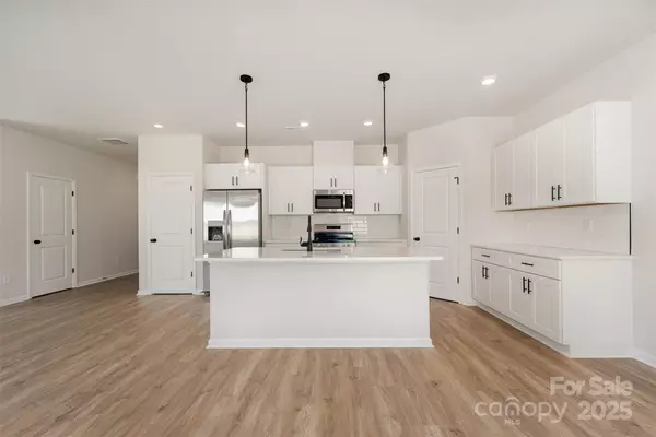 Charlotte, NC 28214,2031 Sadler Woods LN