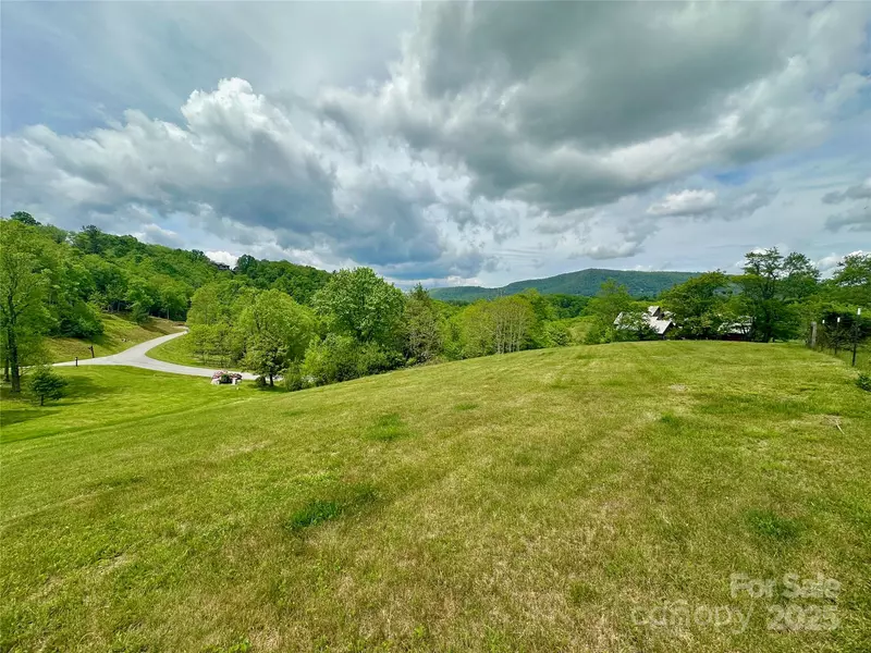 #203 Thunderhill TRL #203, Blowing Rock, NC 28605