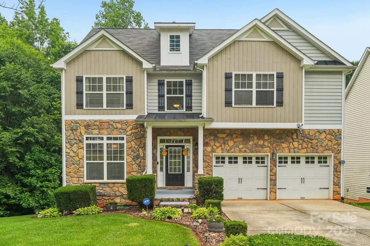 Lowell, NC 28098,5021 Meadow Woods DR