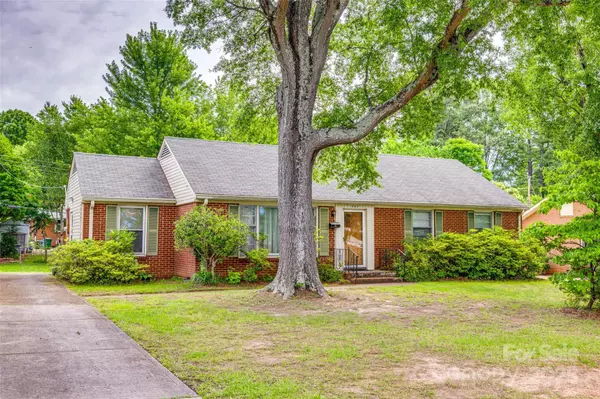 409 Scaleybark RD, Charlotte, NC 28209
