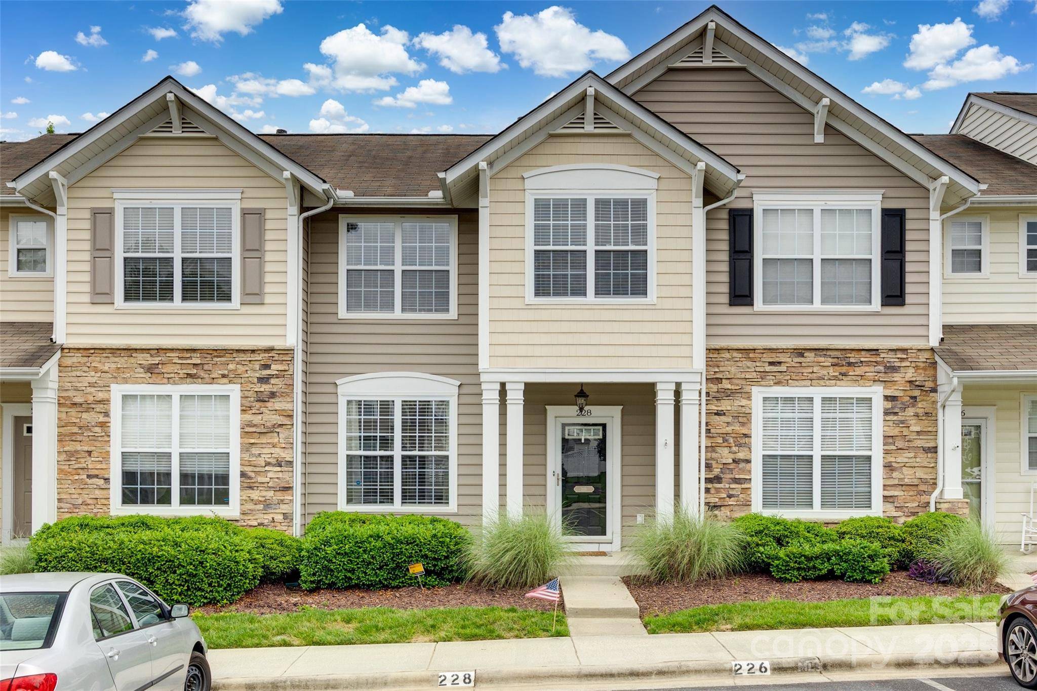228 Dawn Mist LN, Fort Mill, SC 29708