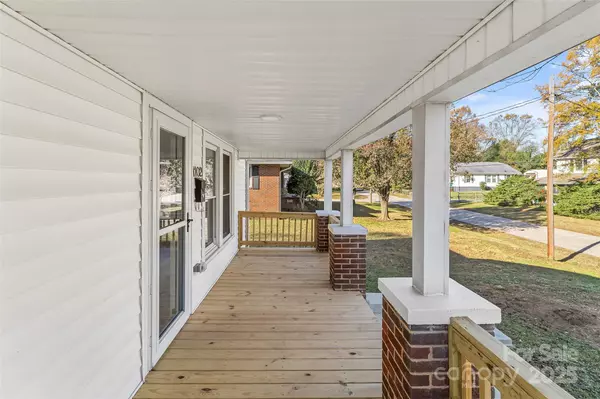 Kannapolis, NC 28083,1102 Venus ST