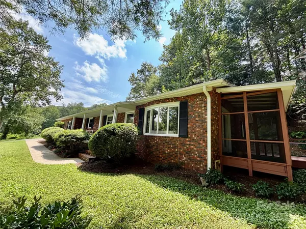 Taylorsville, NC 28681,2130 Vashti RD