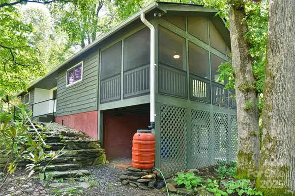 Black Mountain, NC 28711,5 Old Cove RD