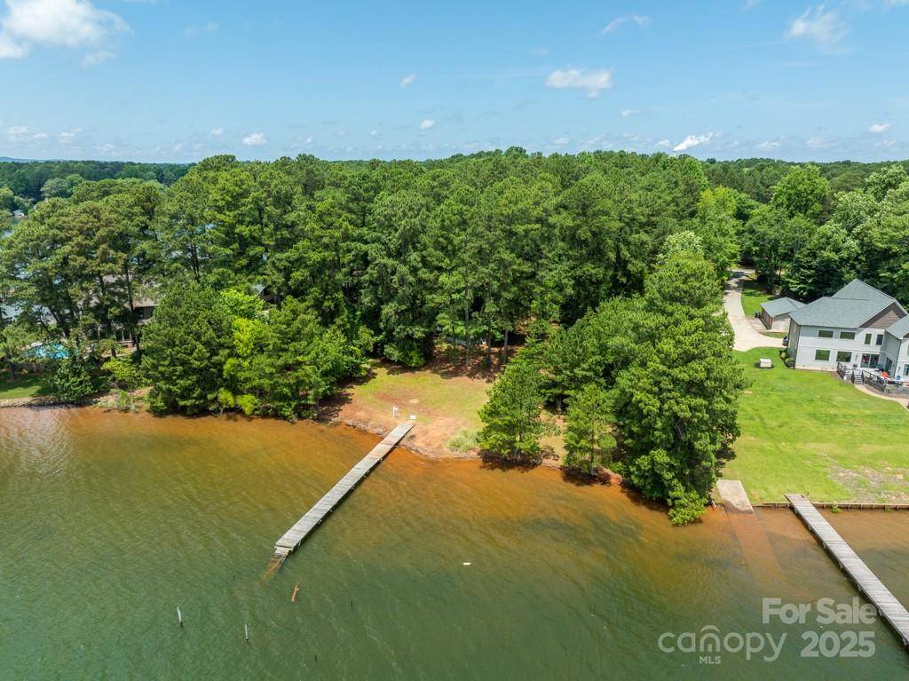Mooresville, NC 28117,419 Kemp RD