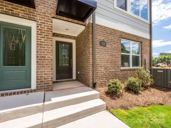 Charlotte, NC 28211,1120 Bismuth LN