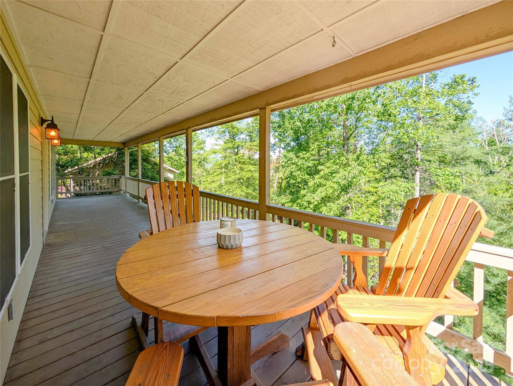 Burnsville, NC 28714,355 Rosewood LN