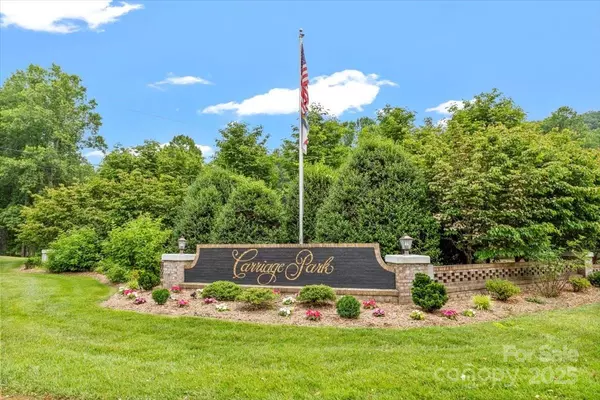 Hendersonville, NC 28791,311 Carriage Crest DR