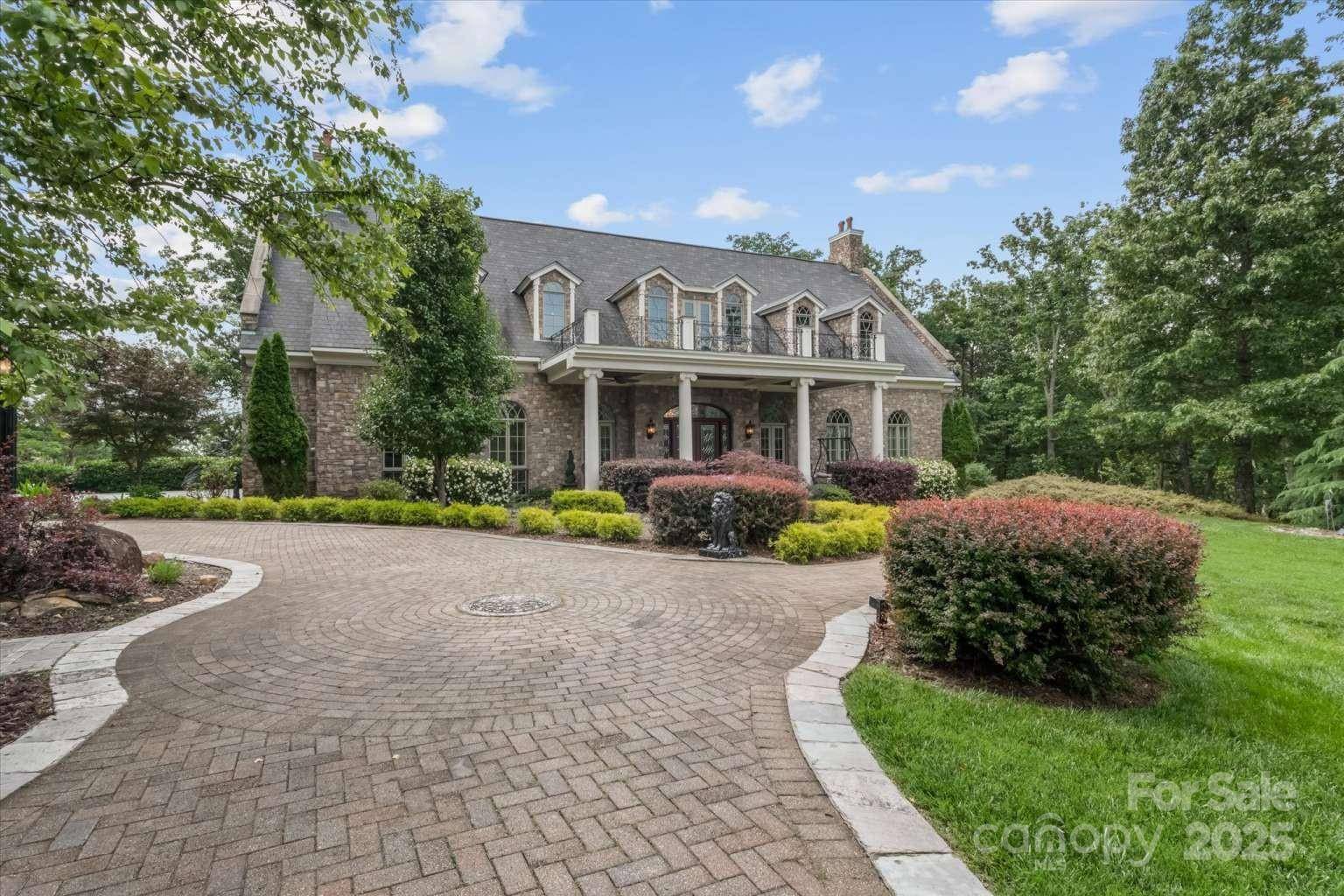 530 Sierra TRCE, Denton, NC 27239