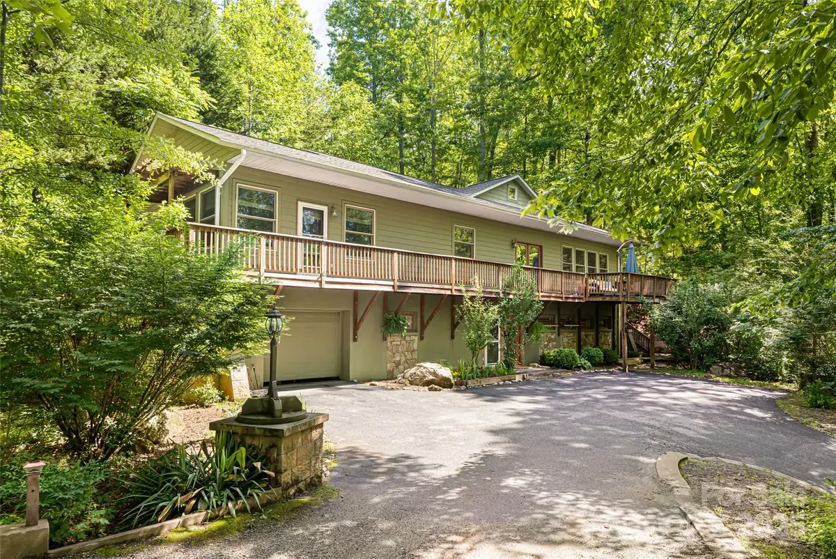 Saluda, NC 28773,75 Cougar LN