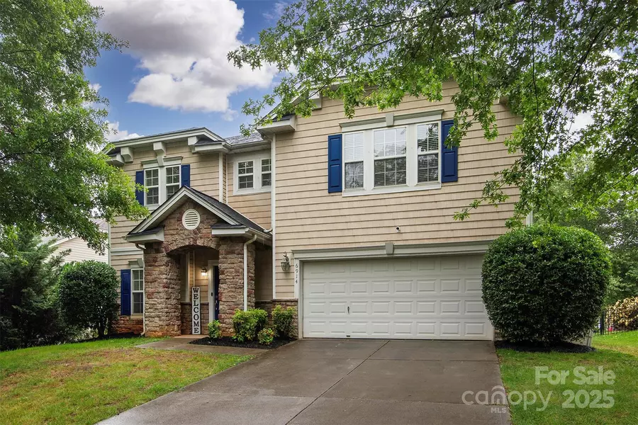 6914 Evanton Loch RD, Charlotte, NC 28278