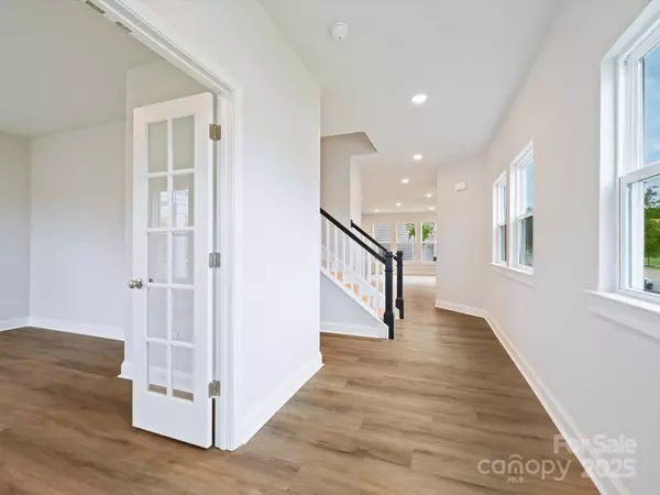 Huntersville, NC 28078,11459 Prosperity Church RD