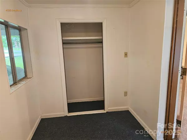 Charlotte, NC 28209,4520 Bradbury DR