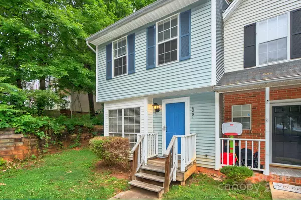 Charlotte, NC 28215,6401 Windsor Gate LN