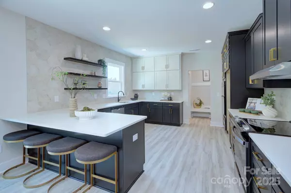 Bessemer City, NC 28016,2000 Plainfield DR