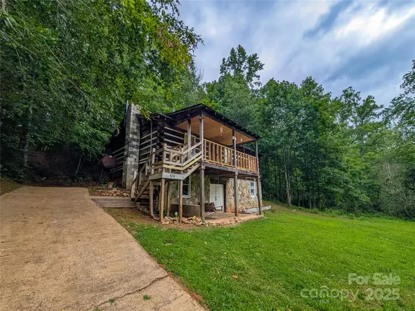 Burnsville, NC 28714,536 Hickory Springs RD
