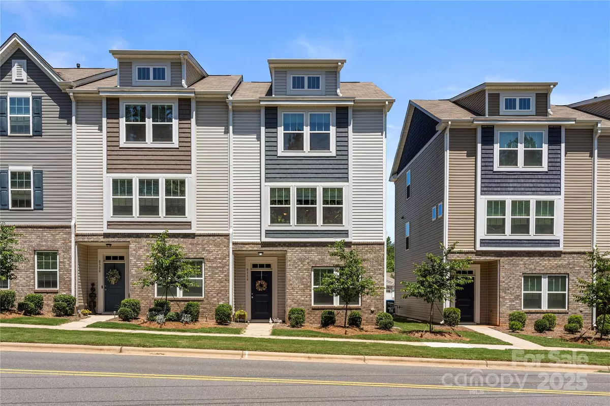 Waxhaw, NC 28173,8316 Waxhaw HWY