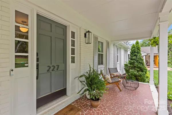 Charlotte, NC 28270,227 Wingrave DR