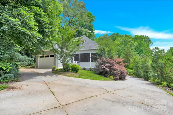 Concord, NC 28025,267 Ikerd DR SE