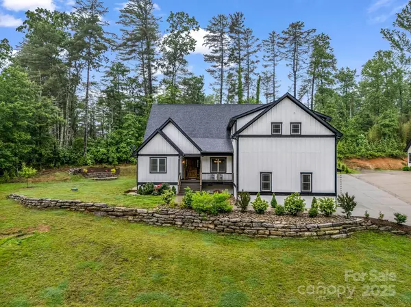 Hendersonville, NC 28739,165 Kirkwood Hill LN