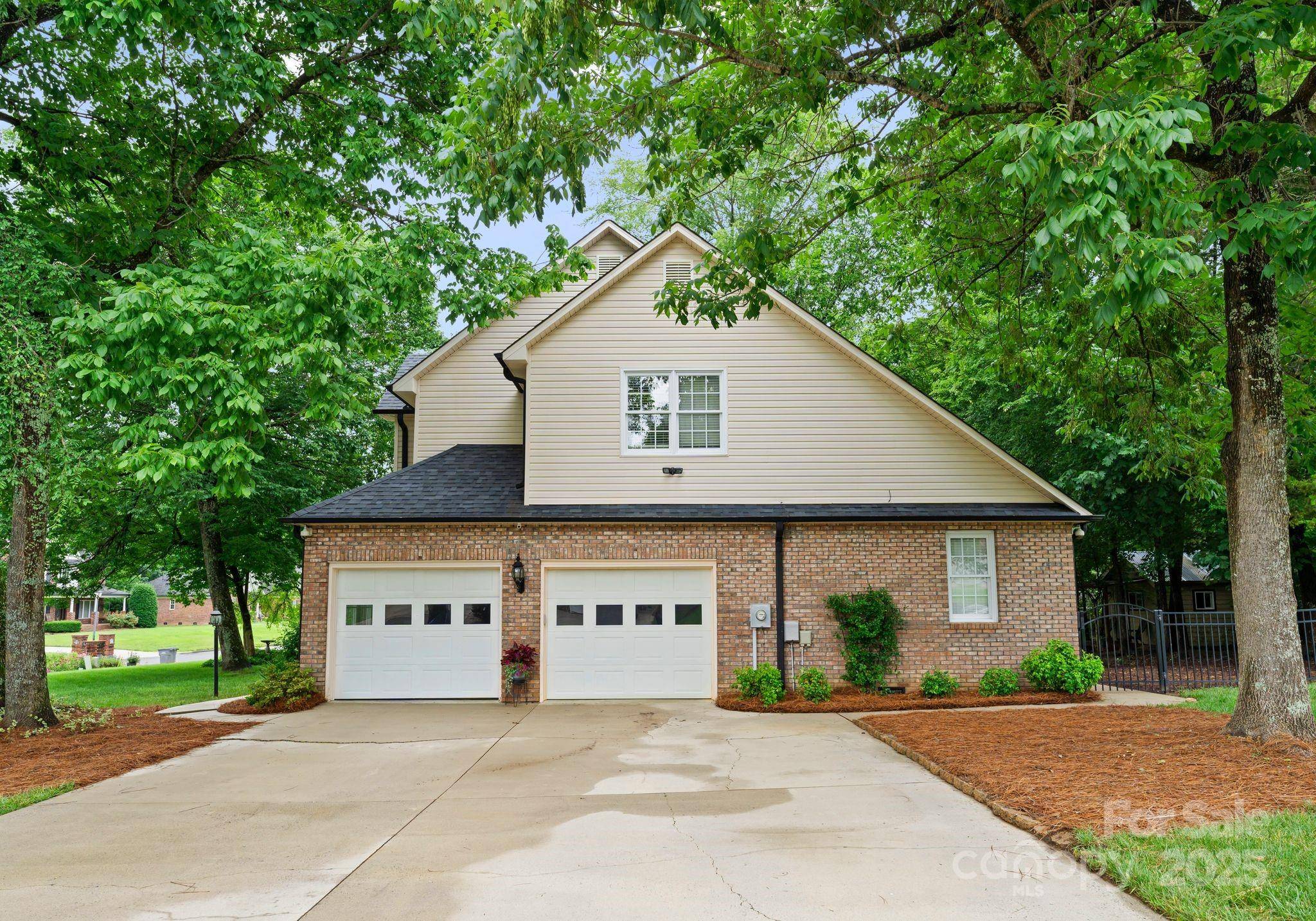 Kannapolis, NC 28081,901 Brighton DR