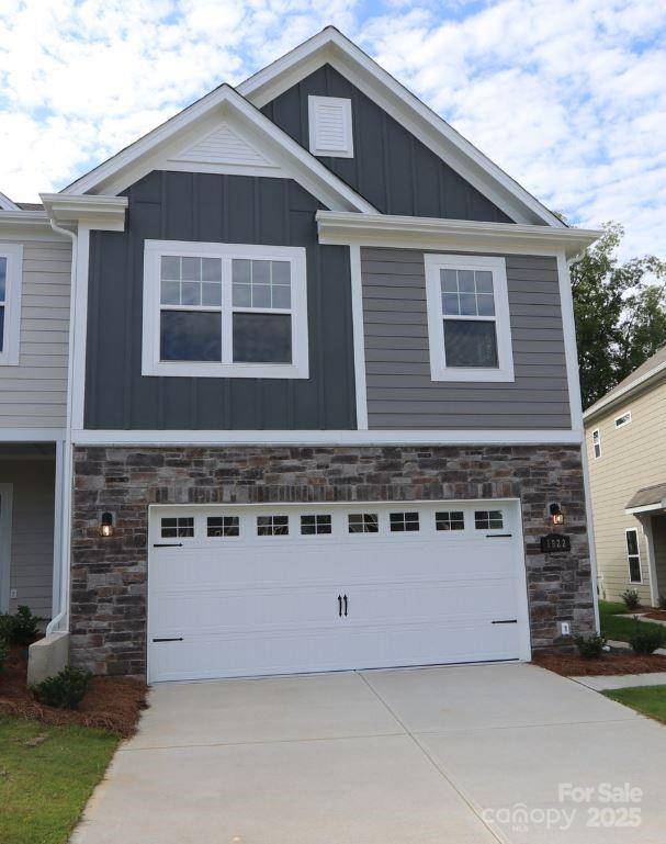 1922 Highland Park DR, Charlotte, NC 28269
