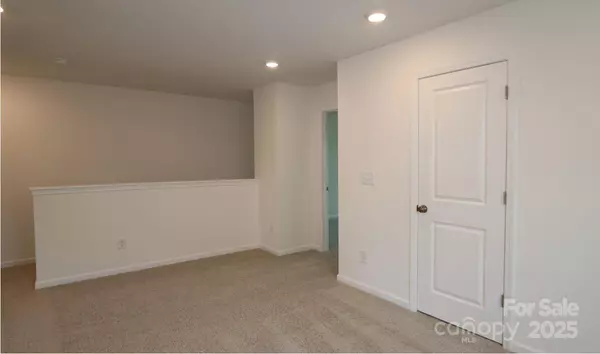 Charlotte, NC 28269,1922 Highland Park DR