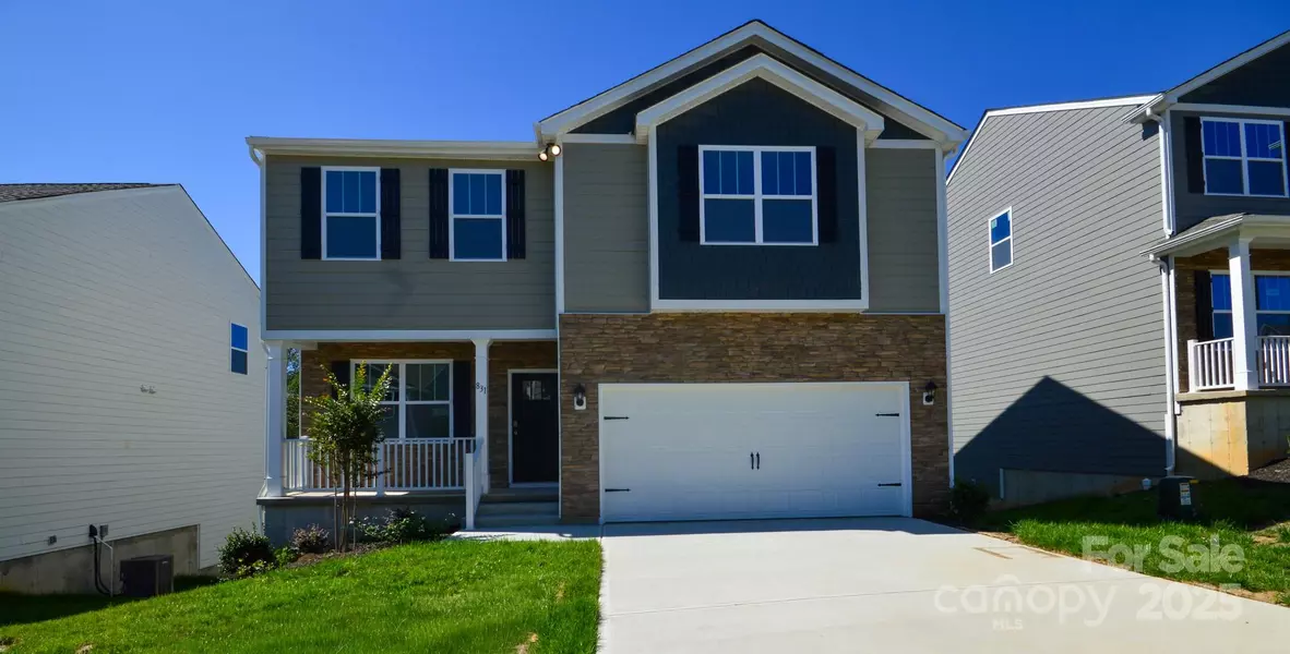 831 Adelston LN, Asheville, NC 28804