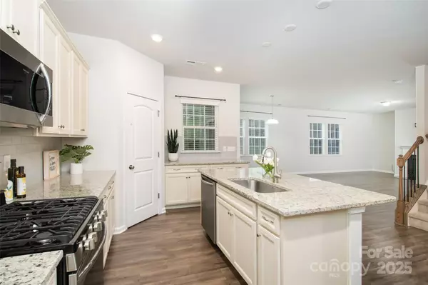 Mooresville, NC 28117,150 W Morehouse AVE