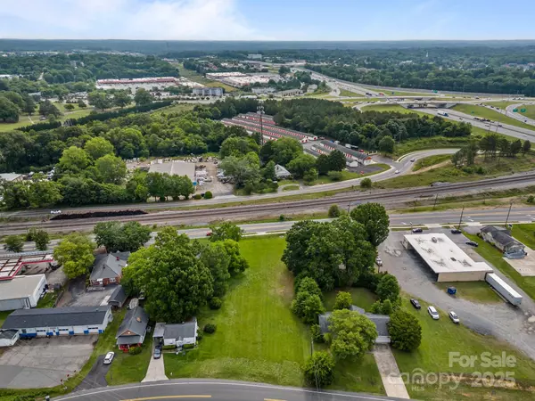 Concord, NC 28027,000 S Main ST